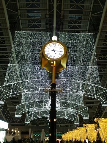 大阪駅　250102.JPG